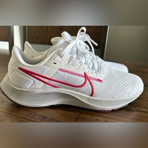 Women's Nike Air zoom Pegasus size 8